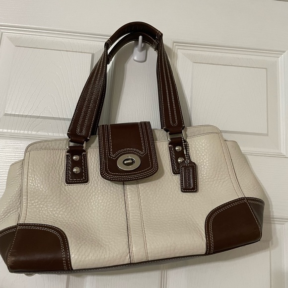 Vintage Coach Hamilton pebble leather handbag - Picture 3 of 11